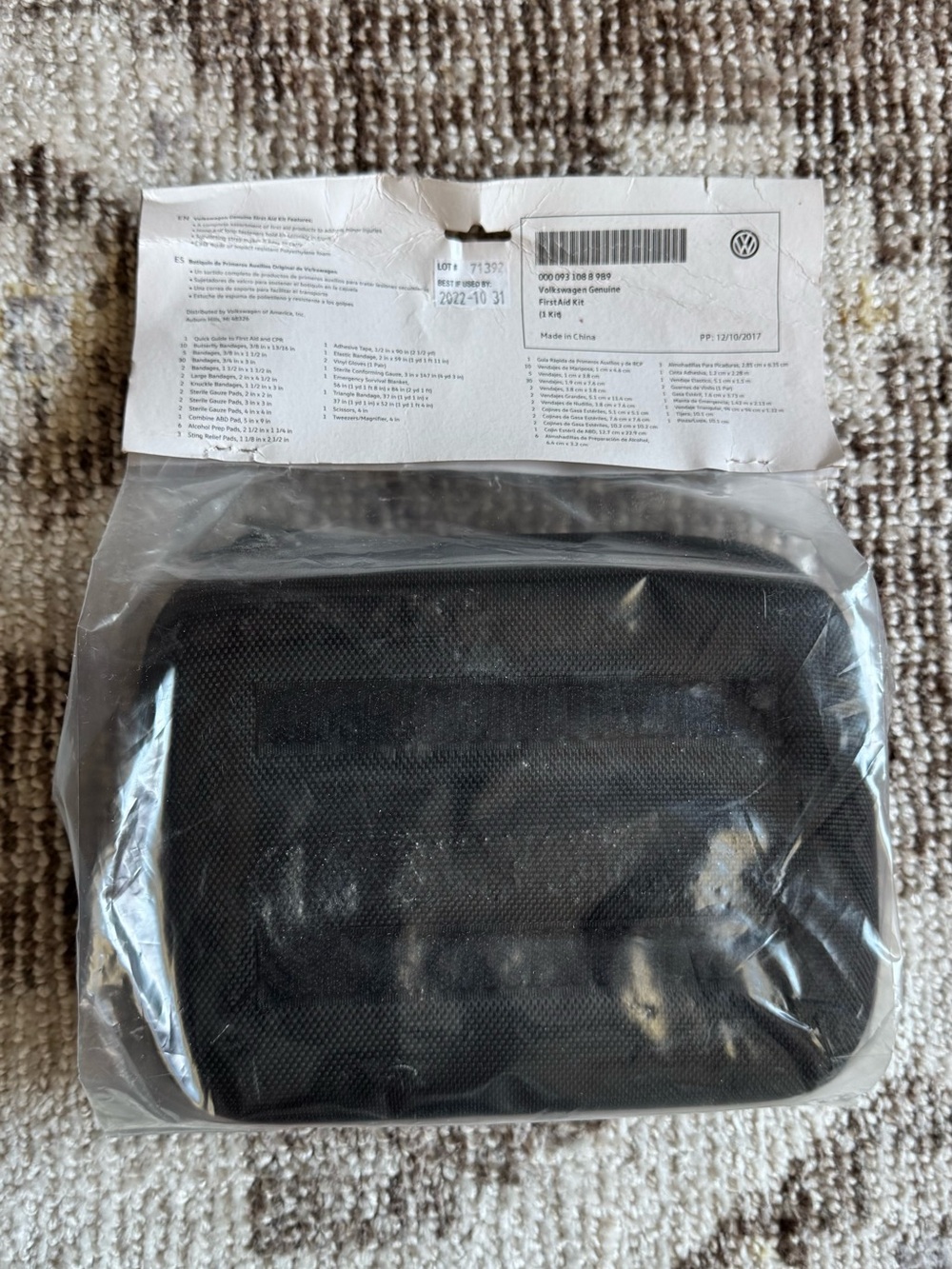Volkswagen Black First Aid Kit - Picture 2 of 3